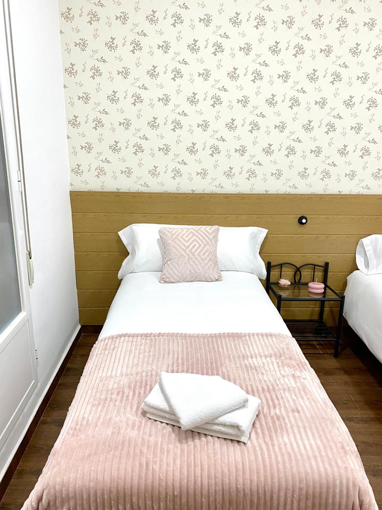 Apartamentos Fuencarral II マドリード 部屋 写真